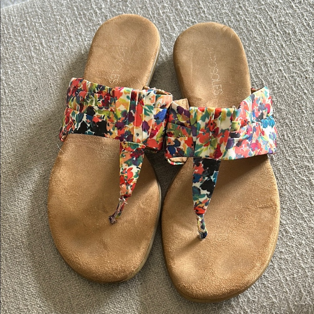 AEROSOLES Red and Tan Sandals with Suede Footbed